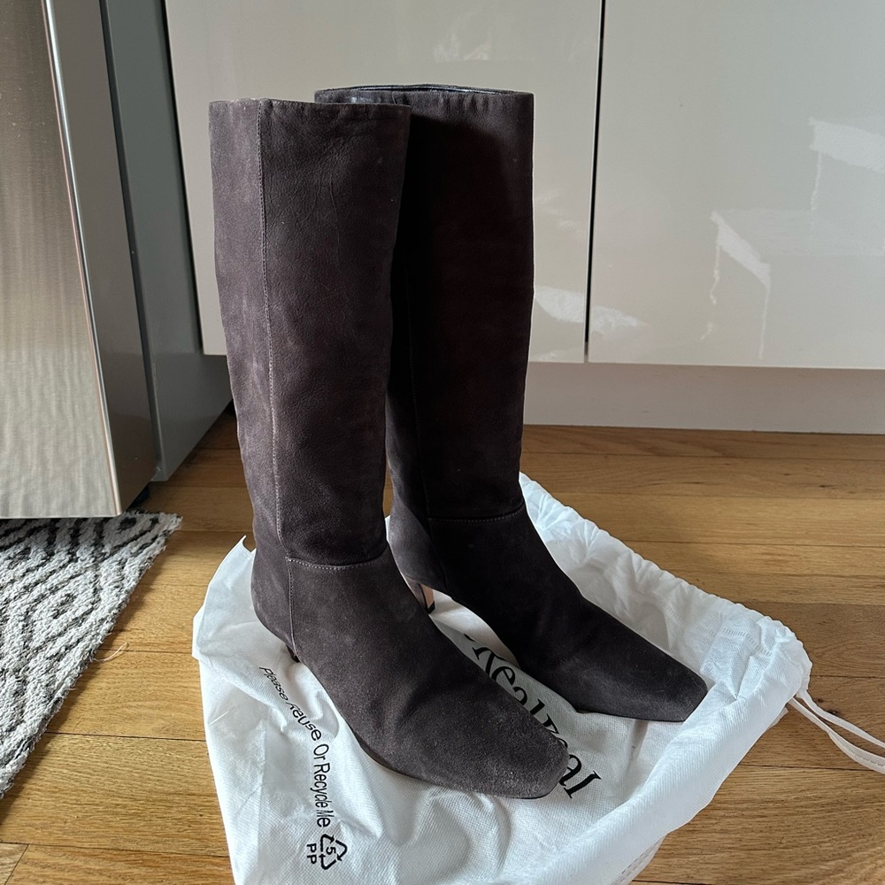 Reformation Remy Boot - Boss Suede - Picture 2 of 8